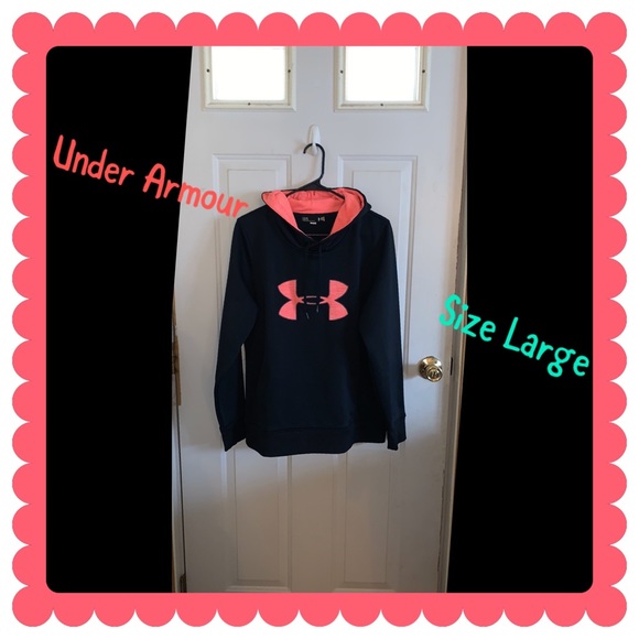 Under Armour Tops - 🖤Under Armour Hoodie🖤